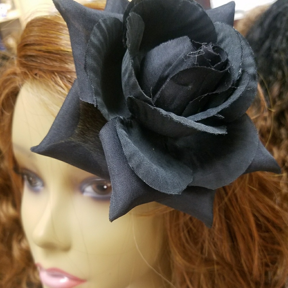 Black rose hair clip